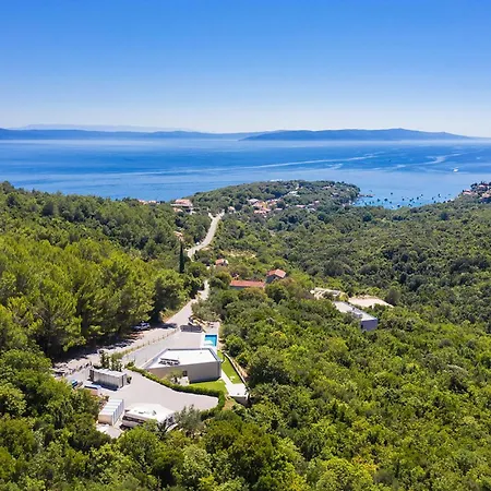Gorgeous In Holiday home *